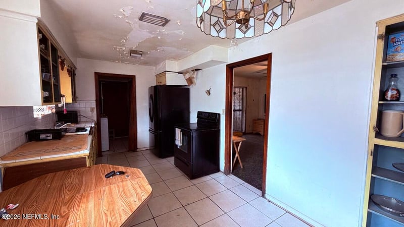 5832 Lusaid Dr, Jacksonville, FL 32209