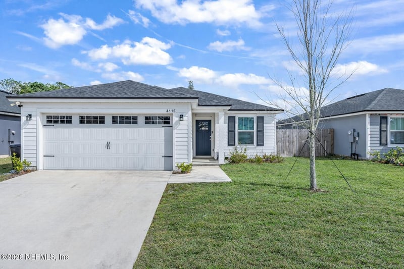 4115 Suncoast Crossing Ln, Jacksonville, FL 32210