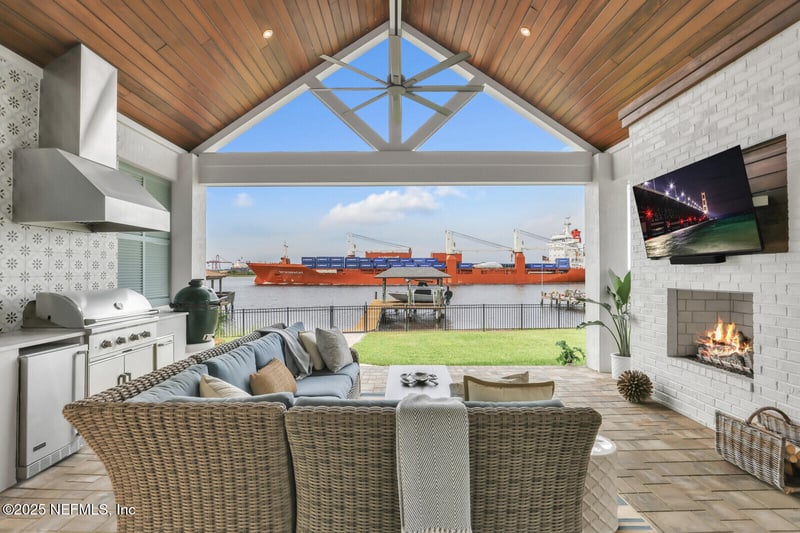 11319 Kingsley Manor Way, Jacksonville, FL 32225