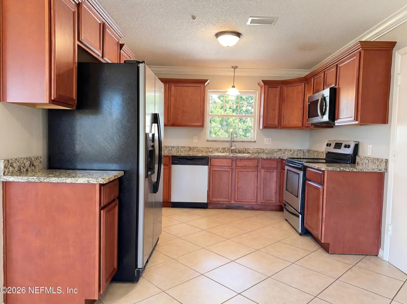 2807 Sack Dr, Jacksonville, FL 32216