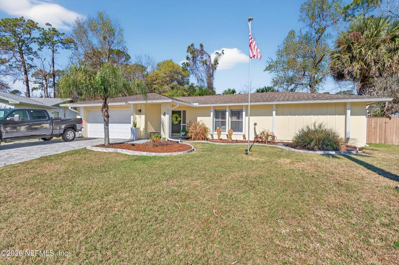 4 Blakeview Ct, Palm Coast, FL 32137