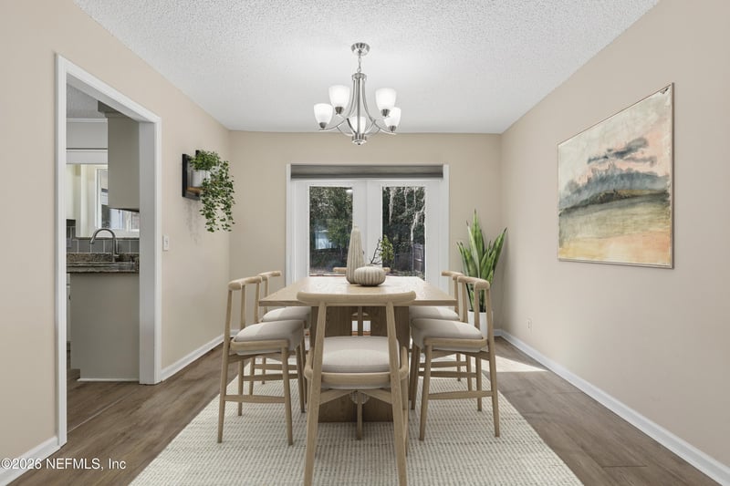 3842 Fernglen Dr, Jacksonville, FL 32277