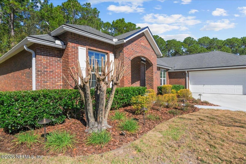 832 Buckeye Ln, St Johns, FL 32259