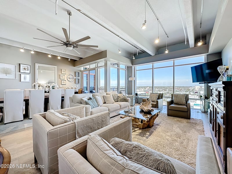 320 1st St #910, Jacksonville Beach, FL 32250