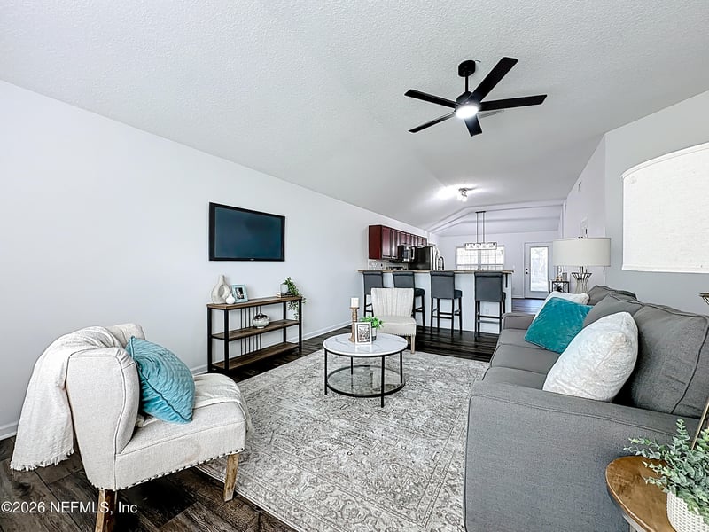 54017 Asherton Cv, Callahan, FL 32011