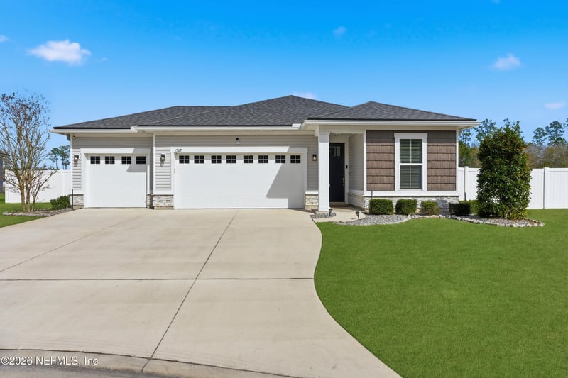 1507 Tropical Pine Cv, Middleburg, FL 32068