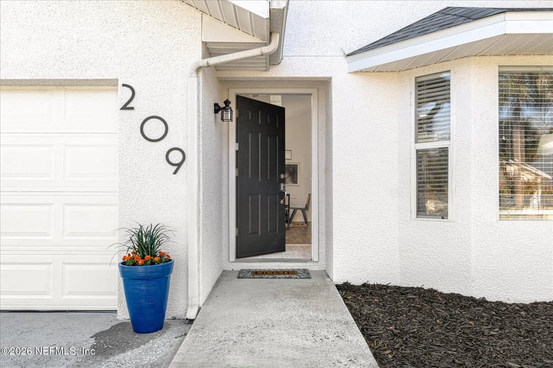 209 C St, St Augustine Beach, FL 32080