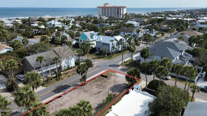 301 2nd St, Atlantic Beach, FL 32233