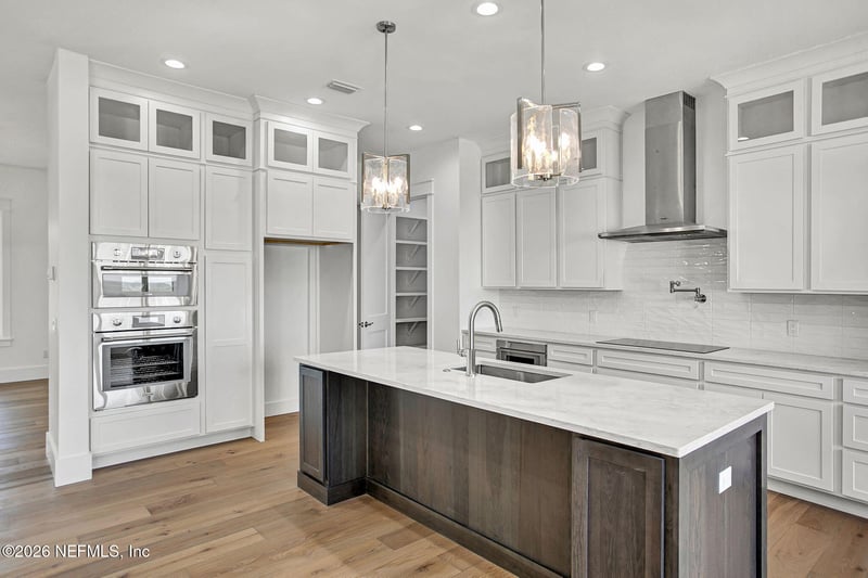 15936 Shark Rd, Jacksonville, FL 32226