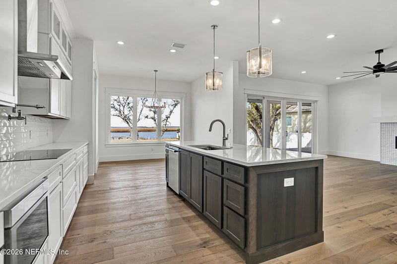 15936 Shark Rd, Jacksonville, FL 32226