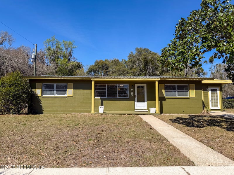 200 Belmont Dr, Palatka, FL 32177