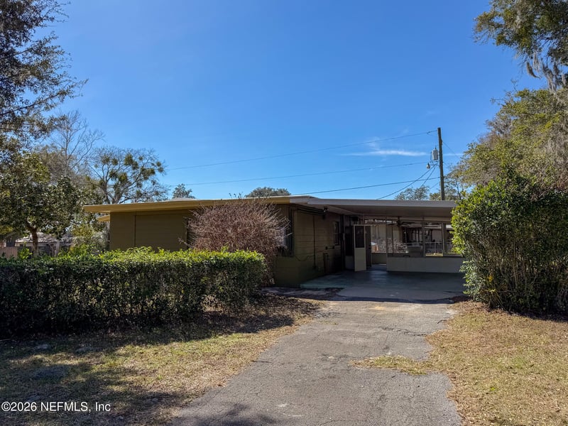 200 Belmont Dr, Palatka, FL 32177