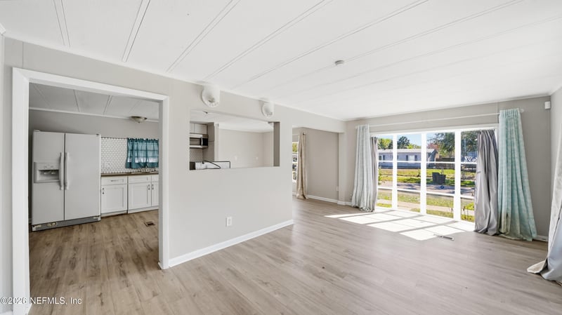 5827 Jason Dr, Jacksonville, FL 32244