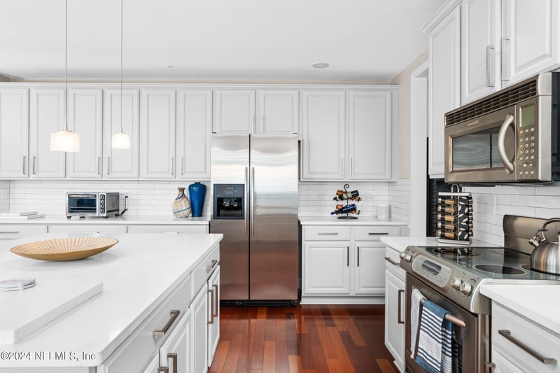 400 Bay St #PH6, Jacksonville, FL 32202