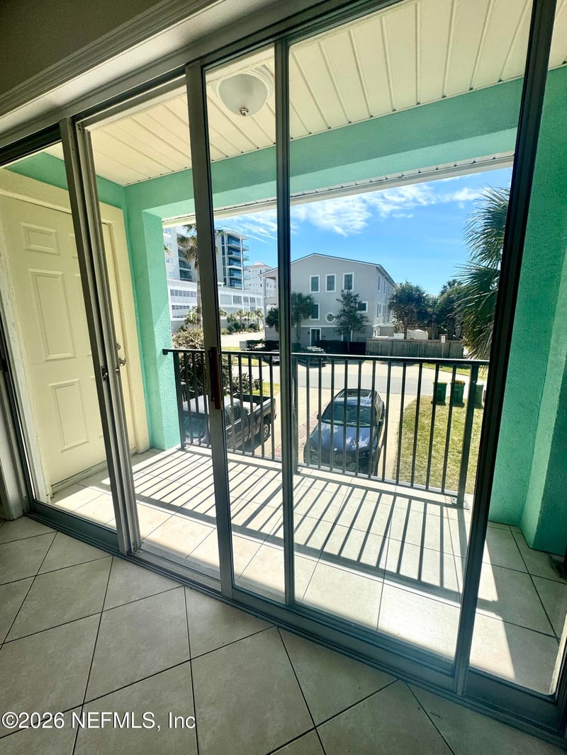 105 14th Ave #2, Jacksonville Beach, FL 32250