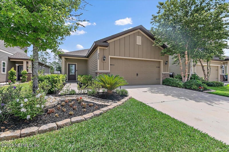 235 Brybar Dr, St Augustine, FL 32095