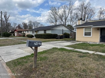 7427 John F Kennedy Dr, Jacksonville, FL 32219