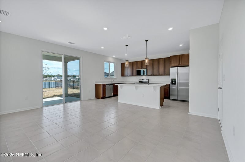 641 Panther Lake Pw, Jacksonville, FL 32221