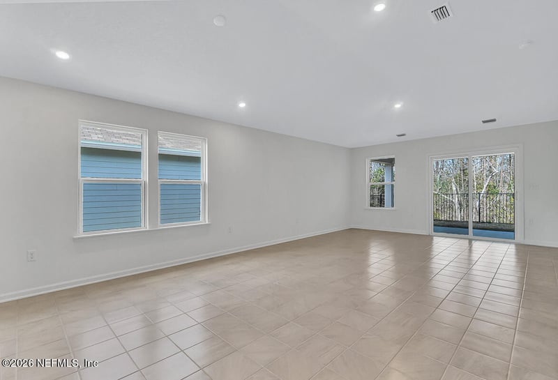 712 Panther Lake Pw, Jacksonville, FL 32221