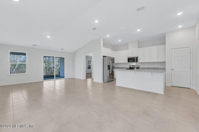 712 Panther Lake Pw, Jacksonville, FL 32221