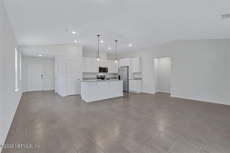 718 Panther Lake Pw, Jacksonville, FL 32221