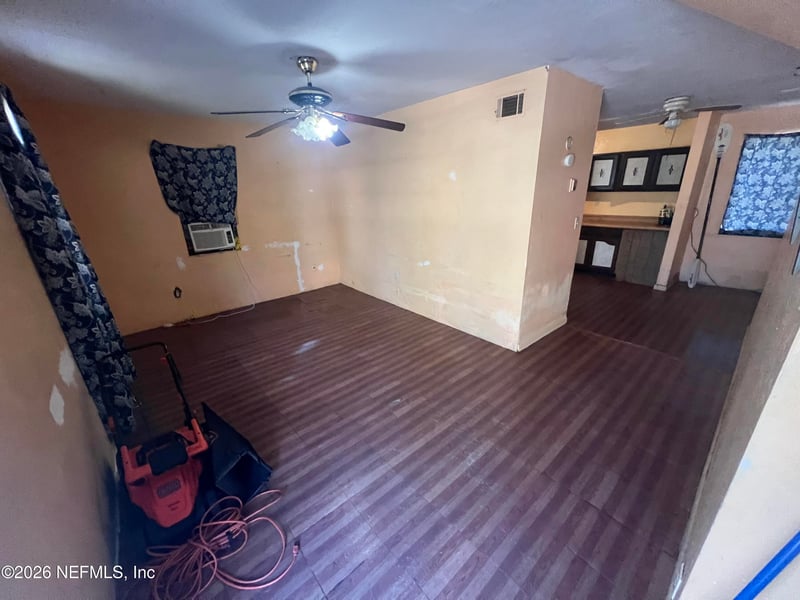 6508 222nd Dr, Hawthorne, FL 32640