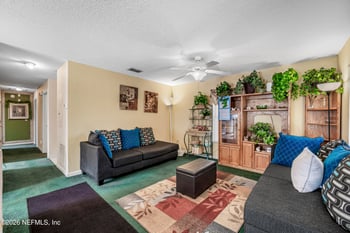 705 Oak Arbor Cir, Jacksonville, FL 32206