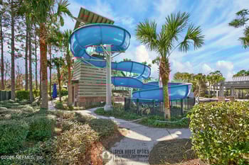 20 Oakmoss Dr, St Johns, FL 32259