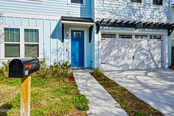 673 6th Ave, Jacksonville Beach, FL 32250