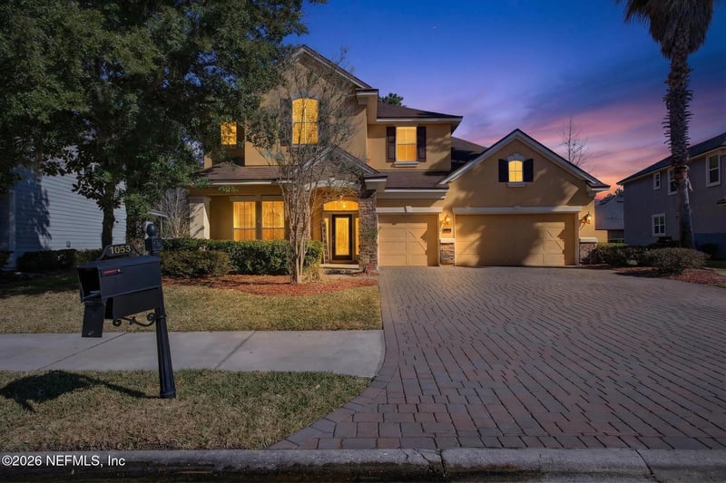 1033 Southern Hills Dr, Orange Park, FL 32065