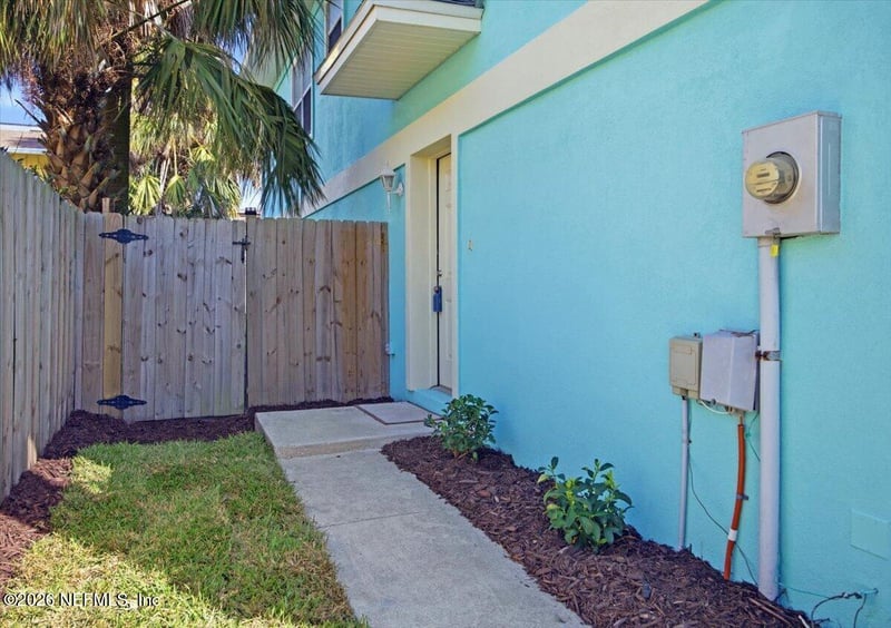 105 14th Ave #2, Jacksonville Beach, FL 32250