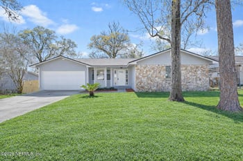 11546 Broad Leaf Dr, Jacksonville, FL 32225