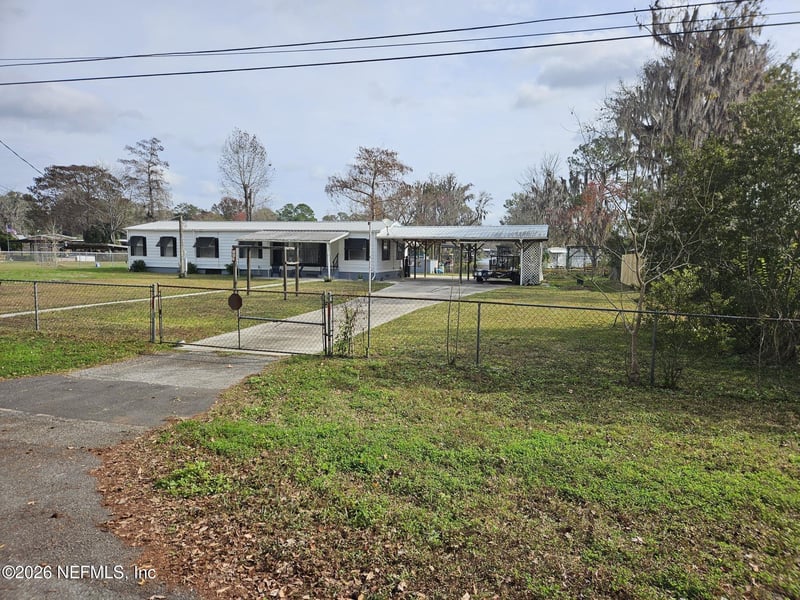 166 Waterway Ave, Satsuma, FL 32189