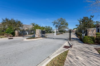 4220 Highwood Dr, Jacksonville, FL 32216