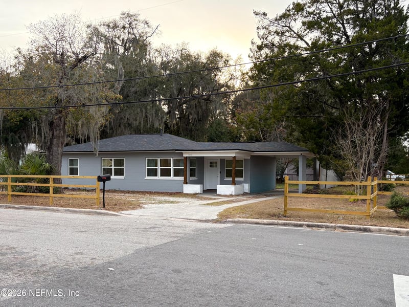 100 Husson Ave, Palatka, FL 32177