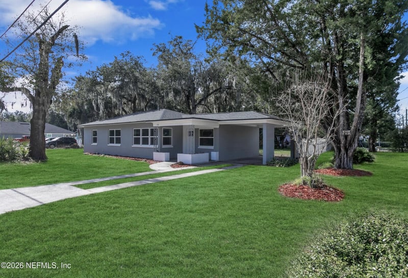 100 Husson Ave, Palatka, FL 32177