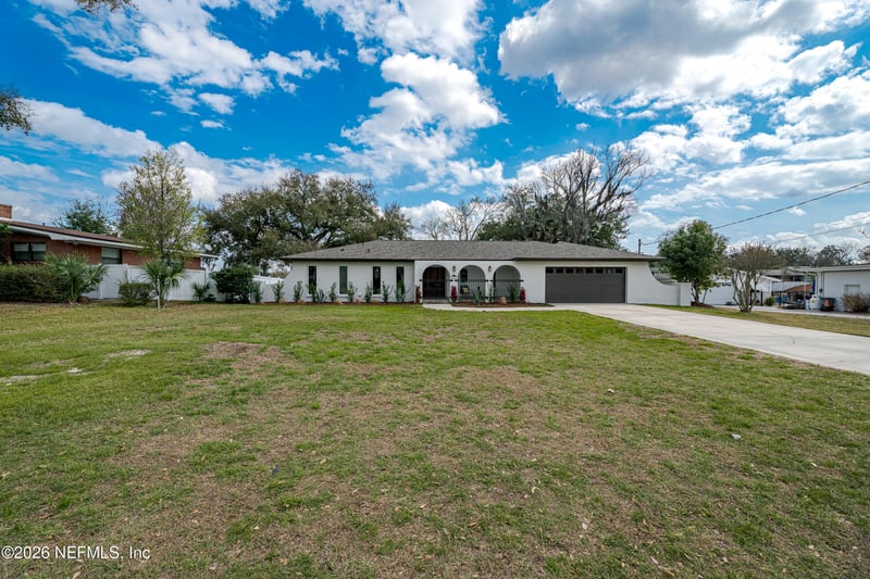 3779 Cedarcrest Dr, Jacksonville, FL 32210