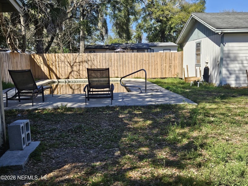 9739 Elaine Rd, Jacksonville, FL 32246