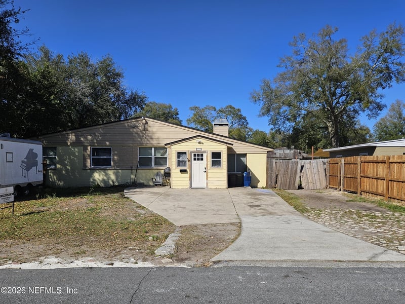 9739 Elaine Rd, Jacksonville, FL 32246