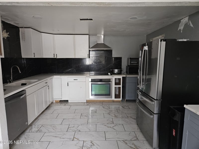 9739 Elaine Rd, Jacksonville, FL 32246