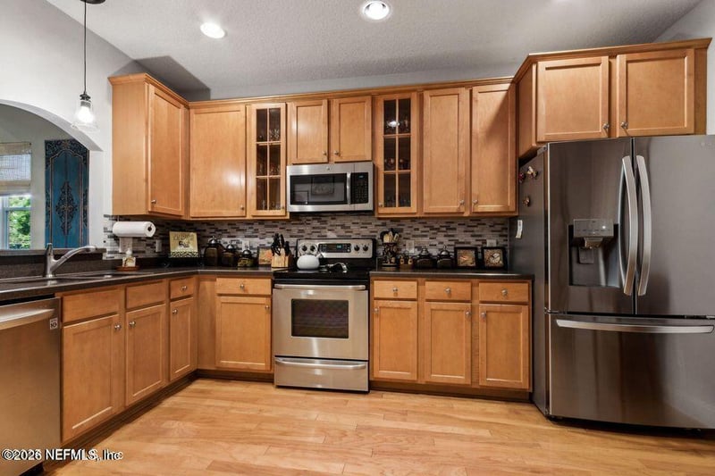 3815 La Vista Cir, Jacksonville, FL 32217