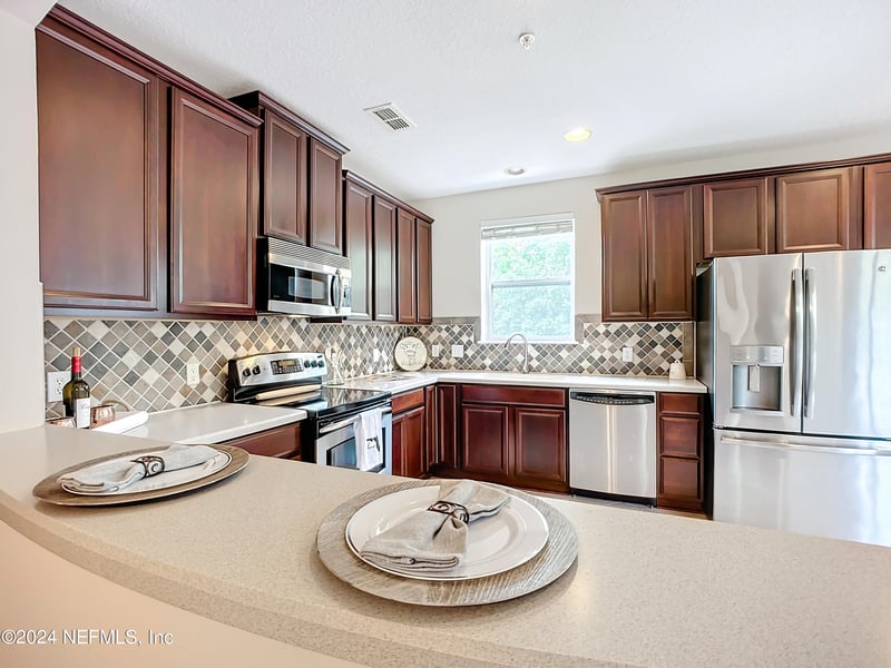 4480 Deerwood Lake Pw #621, Jacksonville, FL 32216