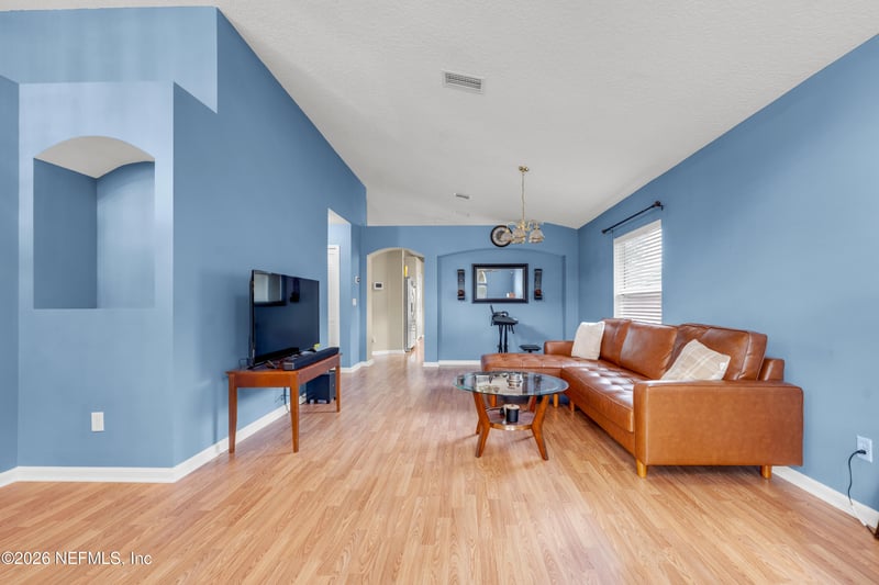 13706 Fish Eagle Dr, Jacksonville, FL 32226