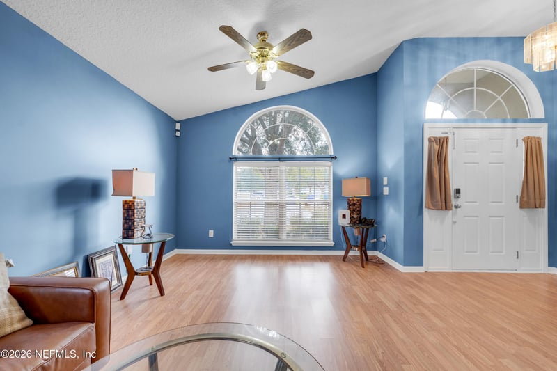 13706 Fish Eagle Dr, Jacksonville, FL 32226