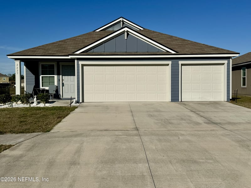 2227 Falling Star Ln, Green Cove Springs, FL 32043