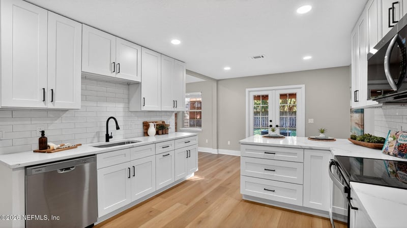 11538 Sedgemoore Dr, Jacksonville, FL 32223