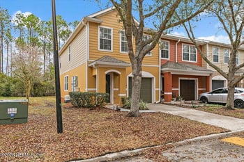 13430 Ocean Mist Dr, Jacksonville, FL 32258