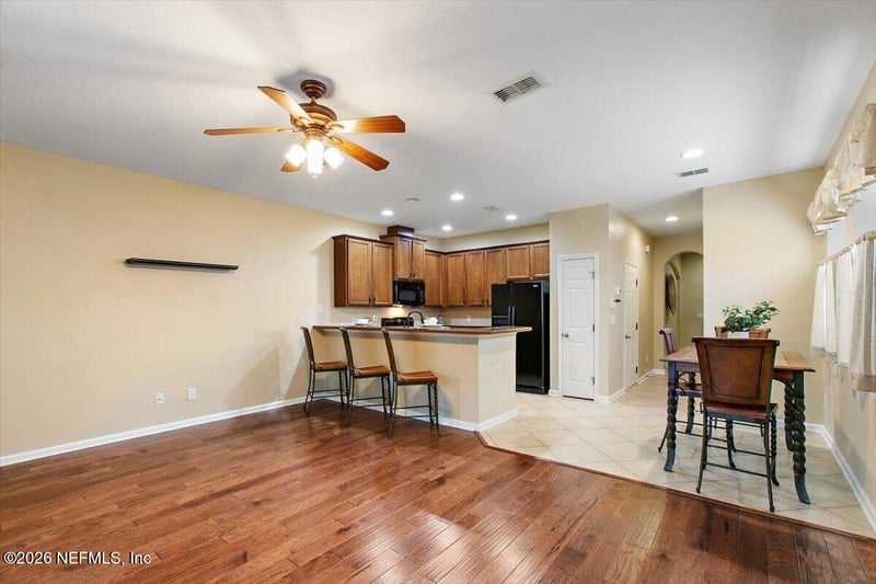 13430 Ocean Mist Dr, Jacksonville, FL 32258