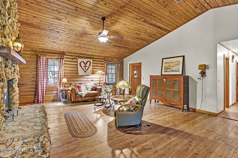 2029 Shadow Ln, Neptune Beach, FL 32266