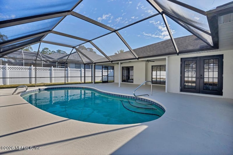 7 Bird Land Pl, Palm Coast, FL 32137